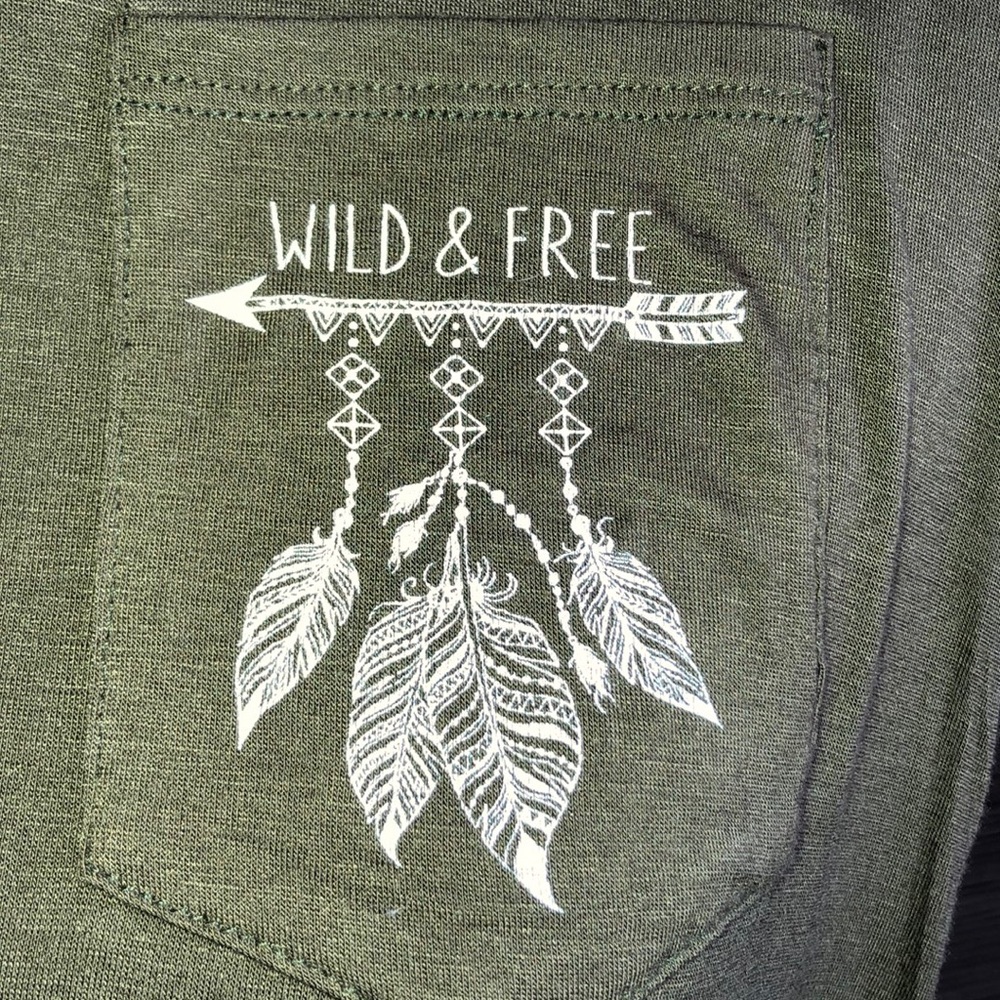 💕Wild & Free olive tee with tribal print💕 - Picture 7 of 7